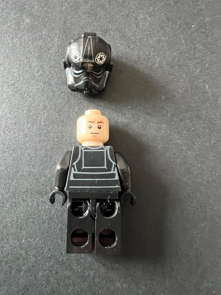 Lego Minifigure Star Wars TIE Fighter Pilot - Two Faces