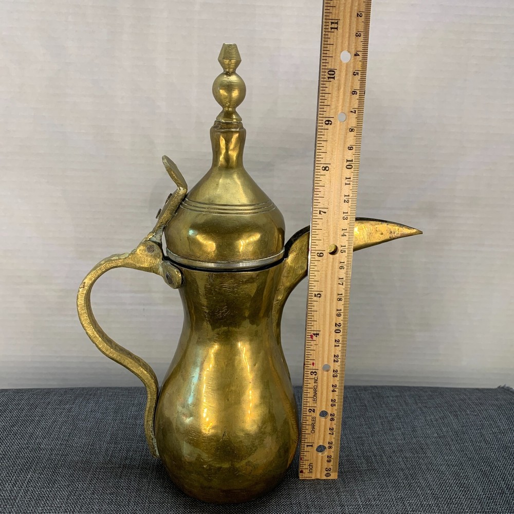 Vintage Brass Dallah Arabic coffee pot