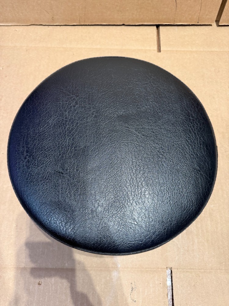 🥁 Round Top Drum Throne Used – Unbranded