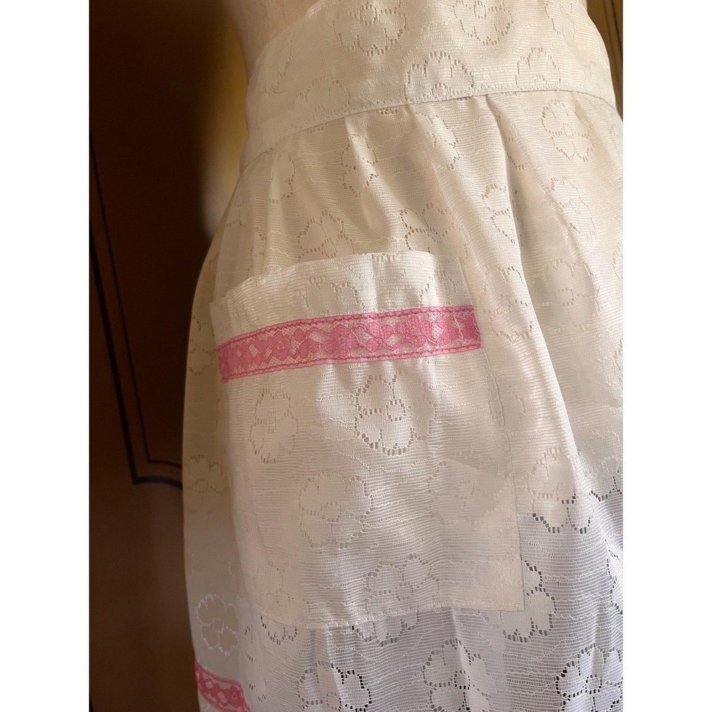 Vintage lace apron