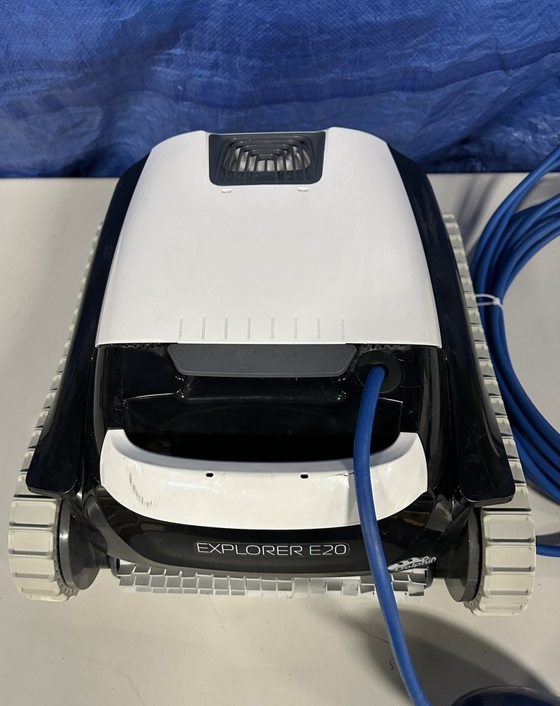 Dolphin Explorer E20 Robotic Pool Cleaner - 99996148XP, UNTESTED Fast Shipp