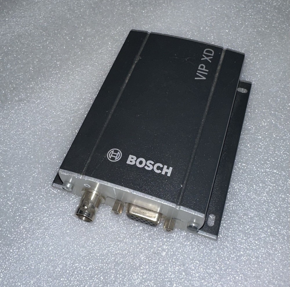 One BOSCH VIP XD VIDEO DECODER,