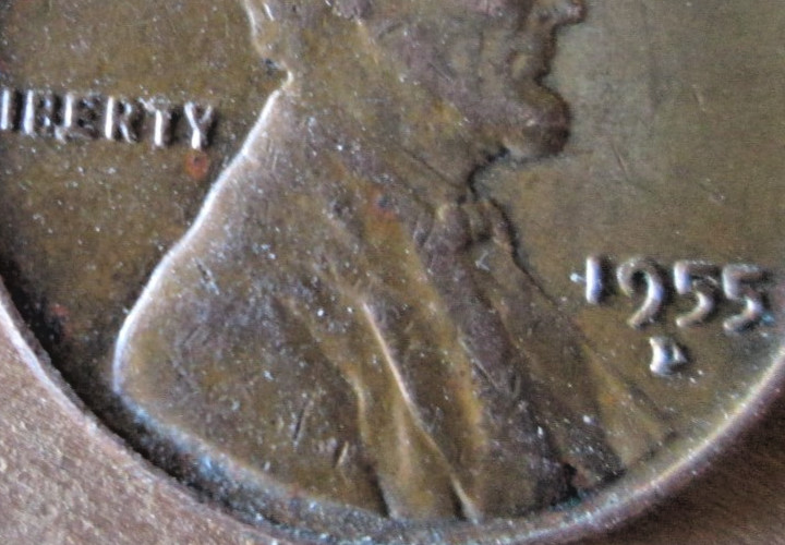 1955-D WHEAT CENT, DIE CHIP (IDB) ERROR AT "B.E", XF/AU, BROWN, CIRCULATED