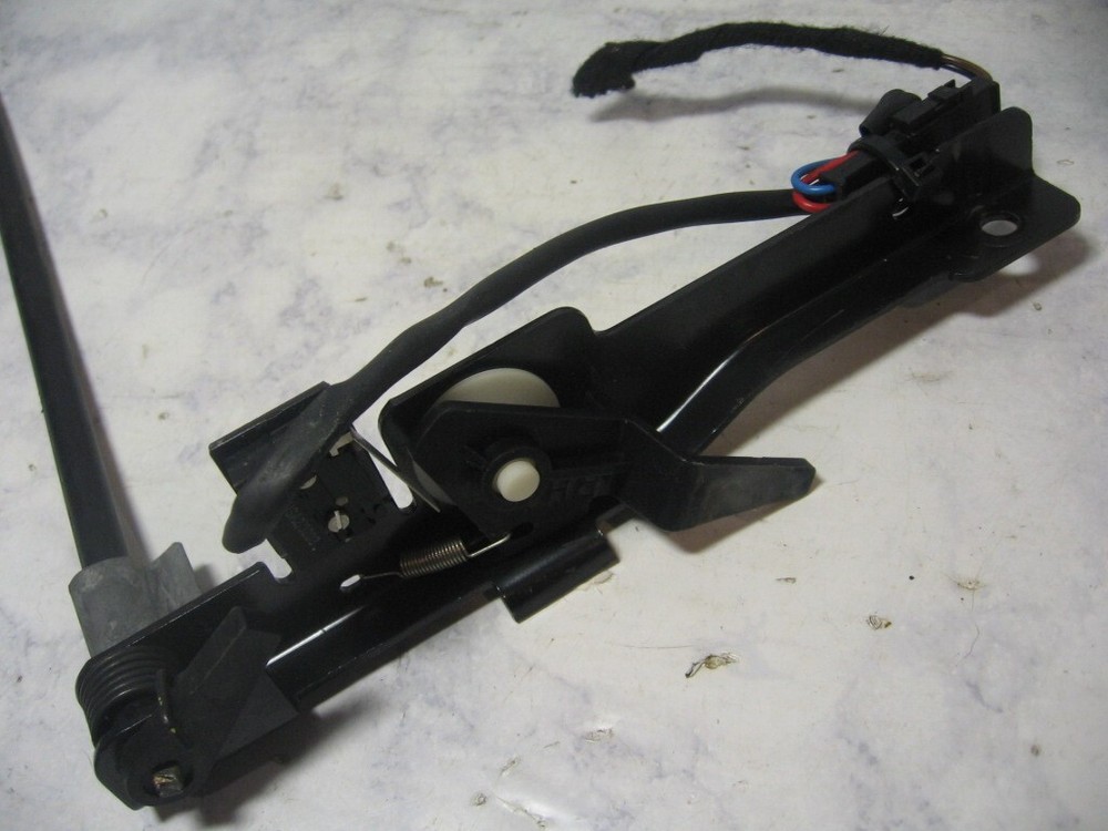 99-03 Saab 9-3 Convertible Tonneau Flap cable bracket & Micro switch RIGHT side