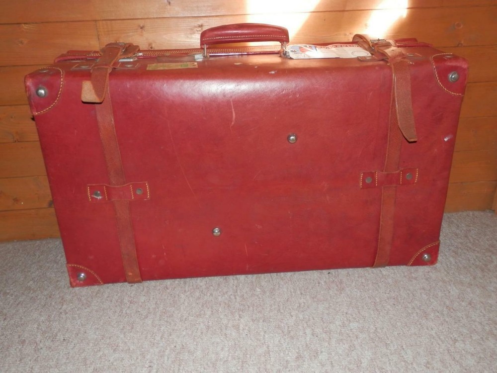 WW2 'MAJOR D WOODCOCK' San Ming Singapore Leather Suitcase - Nevasa Troopship