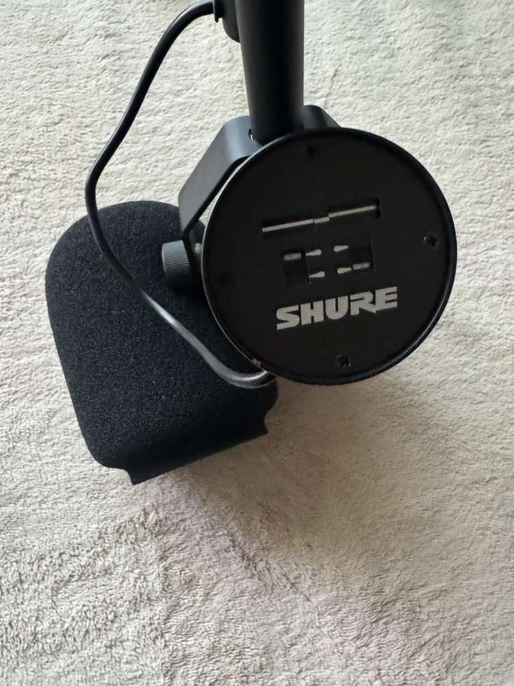 Shure SM7B Dynamic Microphone