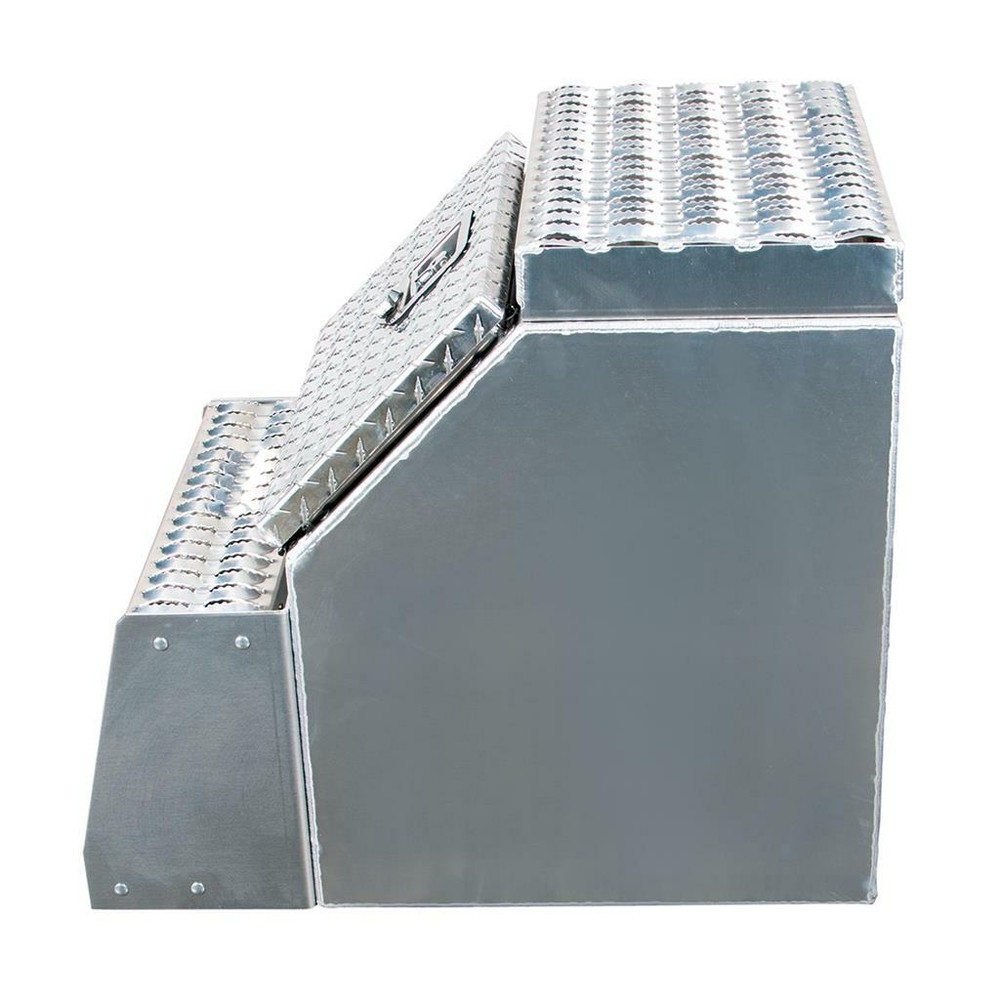 18" Aluminum Step Saddle Box with Lock and Keys