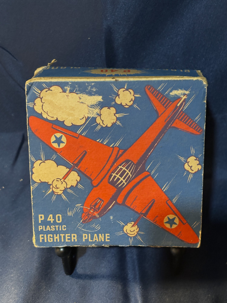 Acme plastic P-40 Fighter Plane (002)