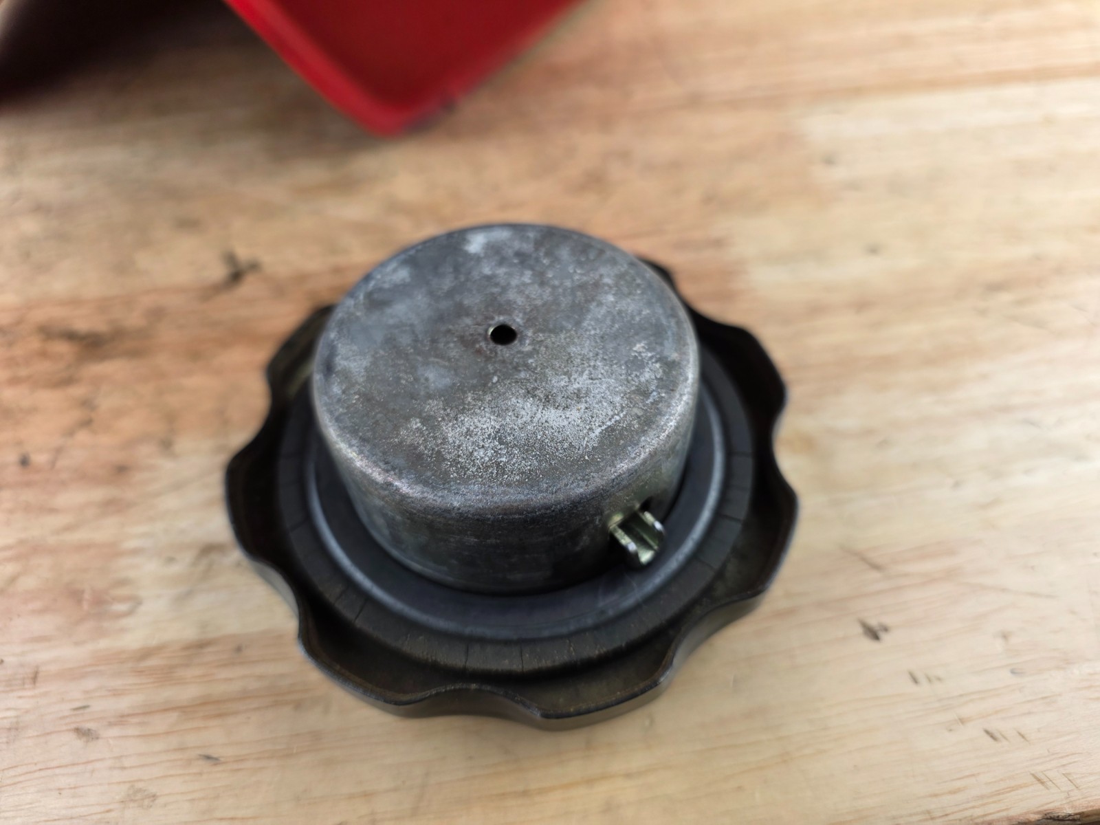 1985 85 ATC250SX HONDA OEM FUEL GAS TANK CAP 1986 86 1987 87 ATC 250SX