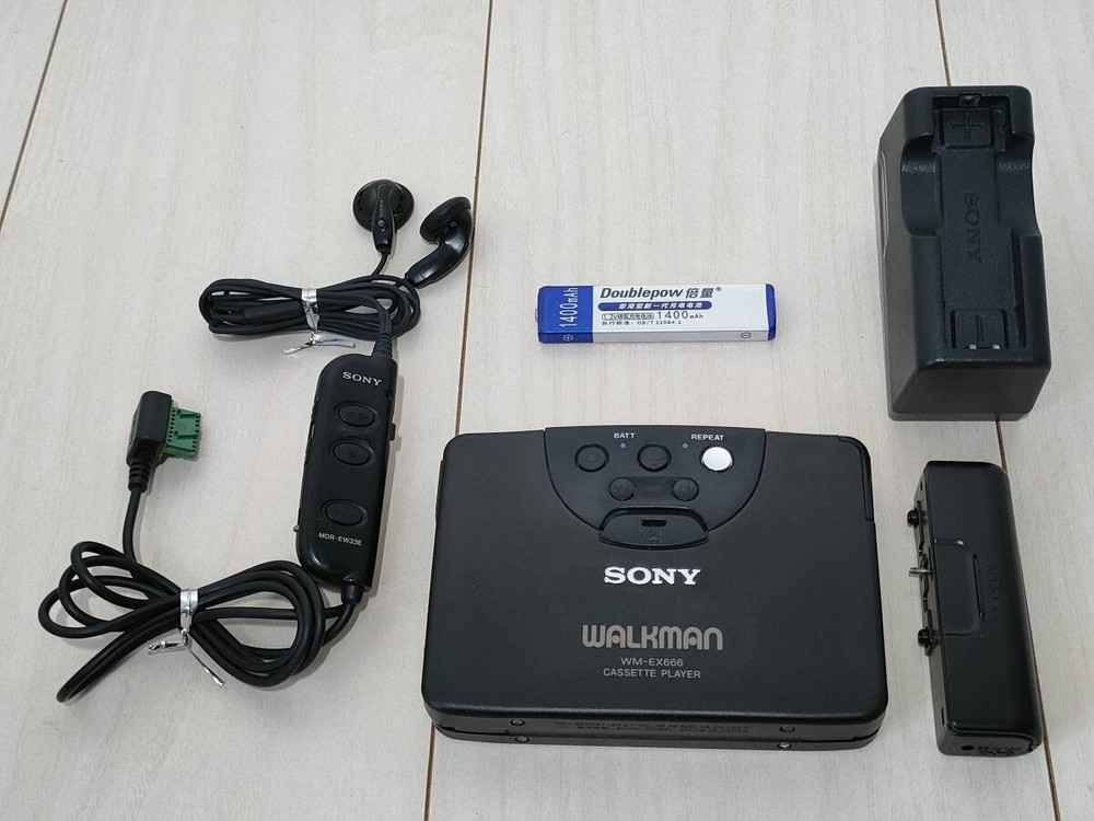 Serviced SONY WM-EX666