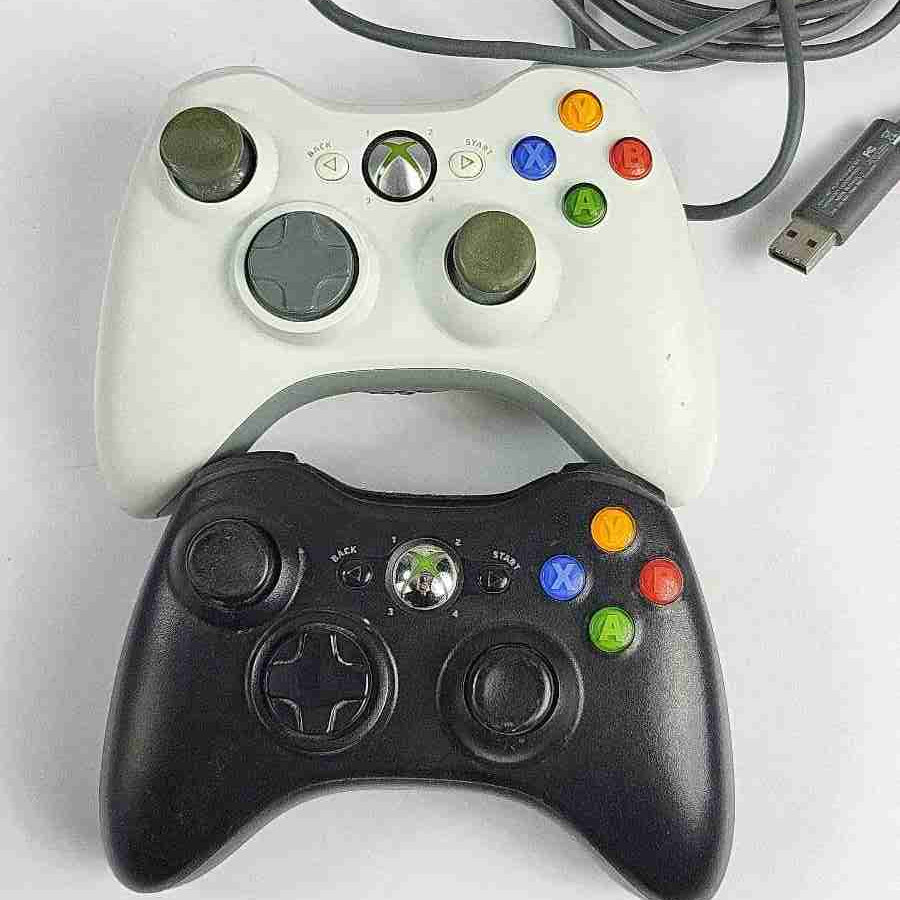 2x Xbox 360 Controllers + USB Power Adapter (Only One Battery Pack)