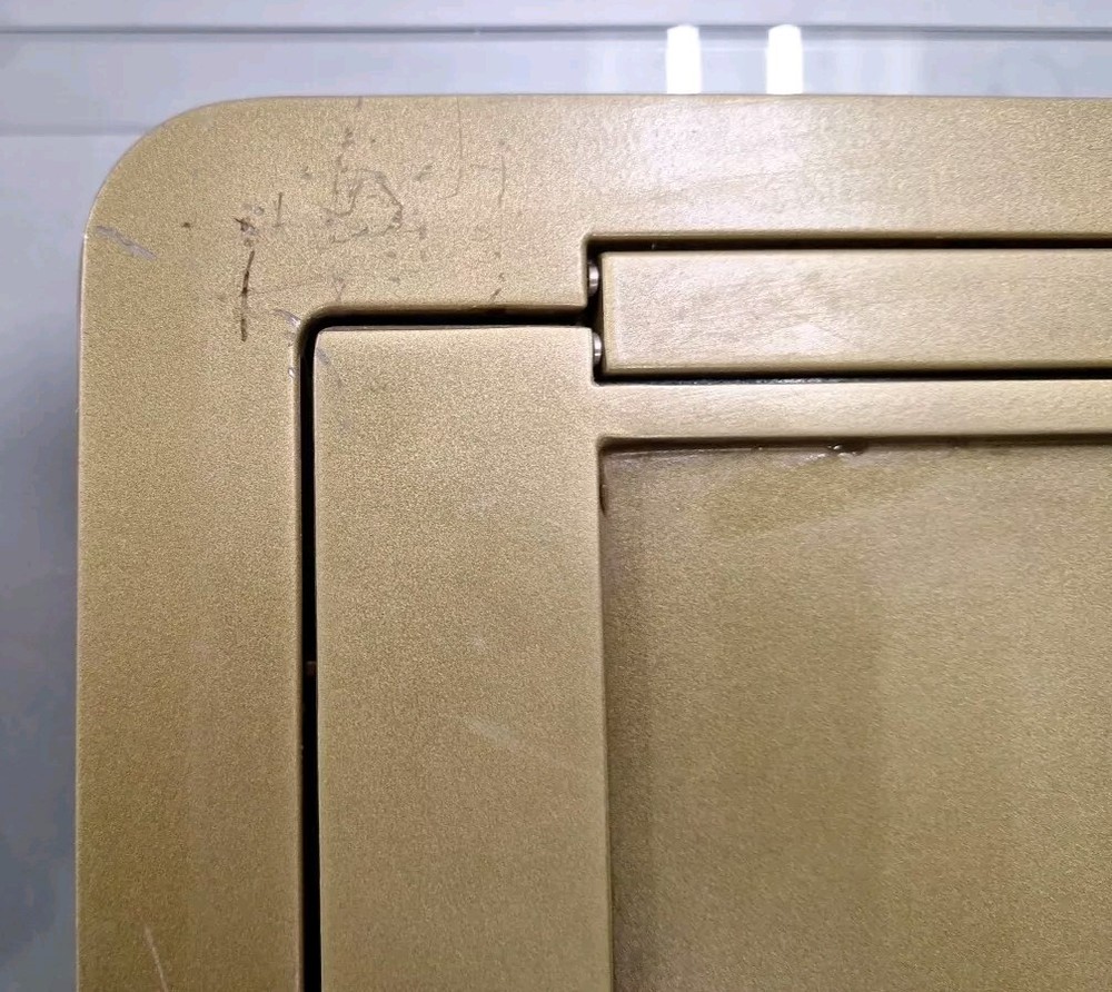 ⚡️Wiremold Evolution EFB45CTCBS BRASS Surface Style Cover w/Floor Insert Flange