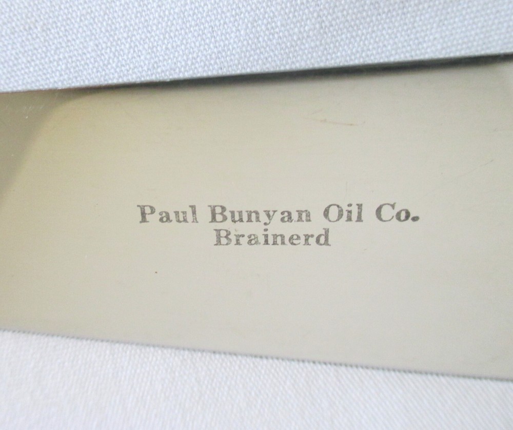 Bakelite Butterscotch Handled Cake Comb and Cake Server Schneider