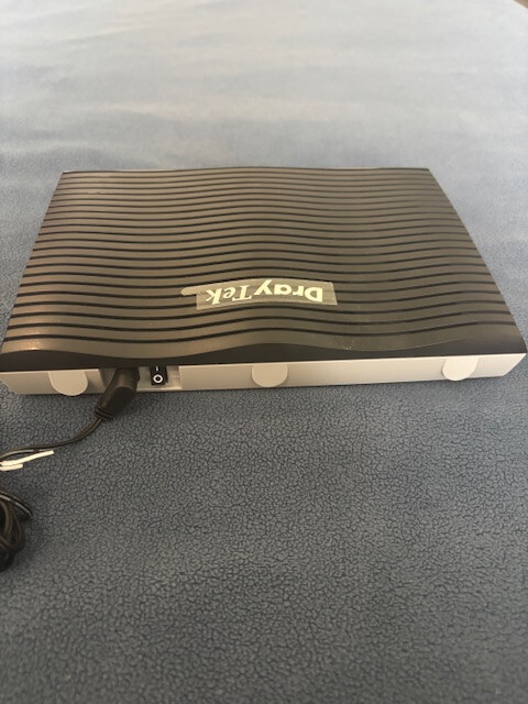 DrayTek Vigor 2926 Dual WAN Router - Used