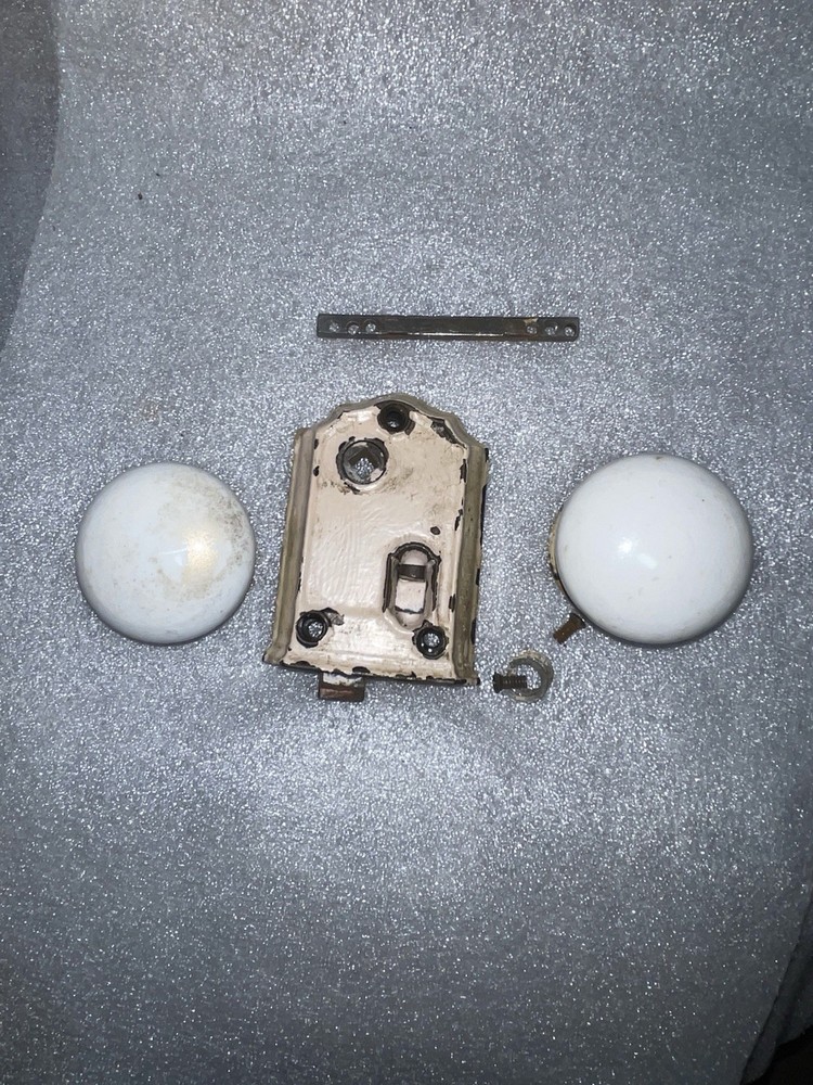 Antique RIM/SURFACE LOCK NICE WHITE DOOR KNOBS &ESCUTCHEON