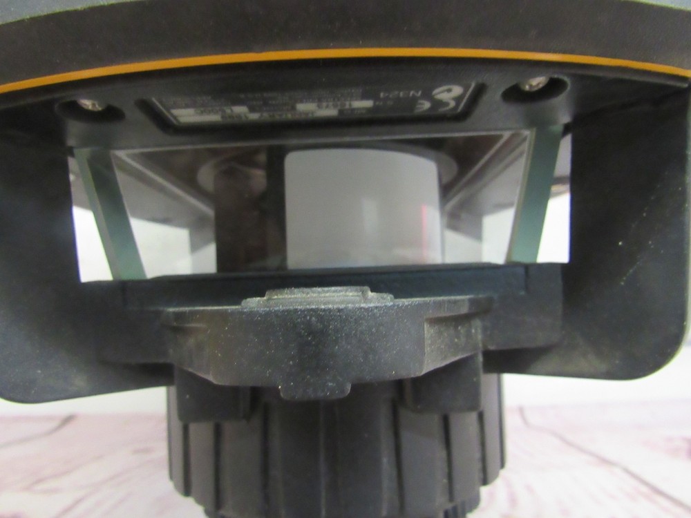 Spectra L500C Self-Leveling Precision Laser with Receiver