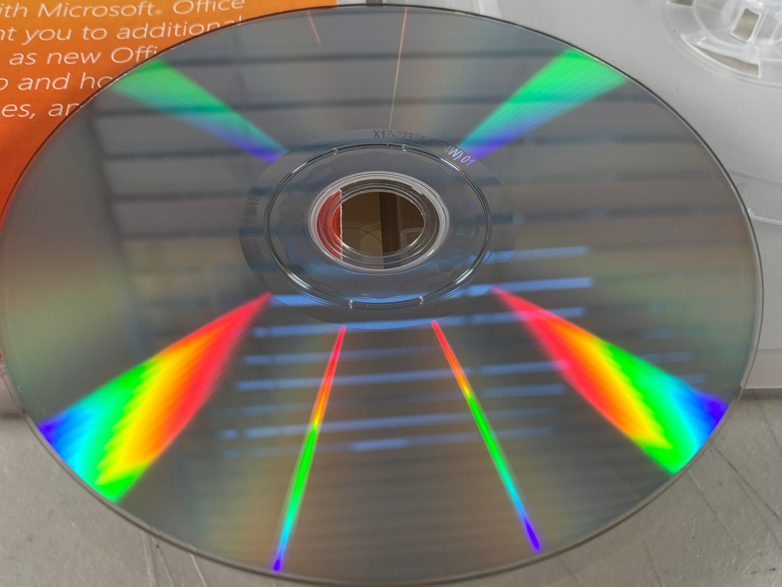 Microsoft Office Home and Student 2010 Family Pack w/ Case CD & Product Key