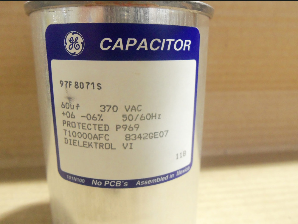 Capacitor 97F8071S 370VAC 50/60Hz 6% Quick Connect