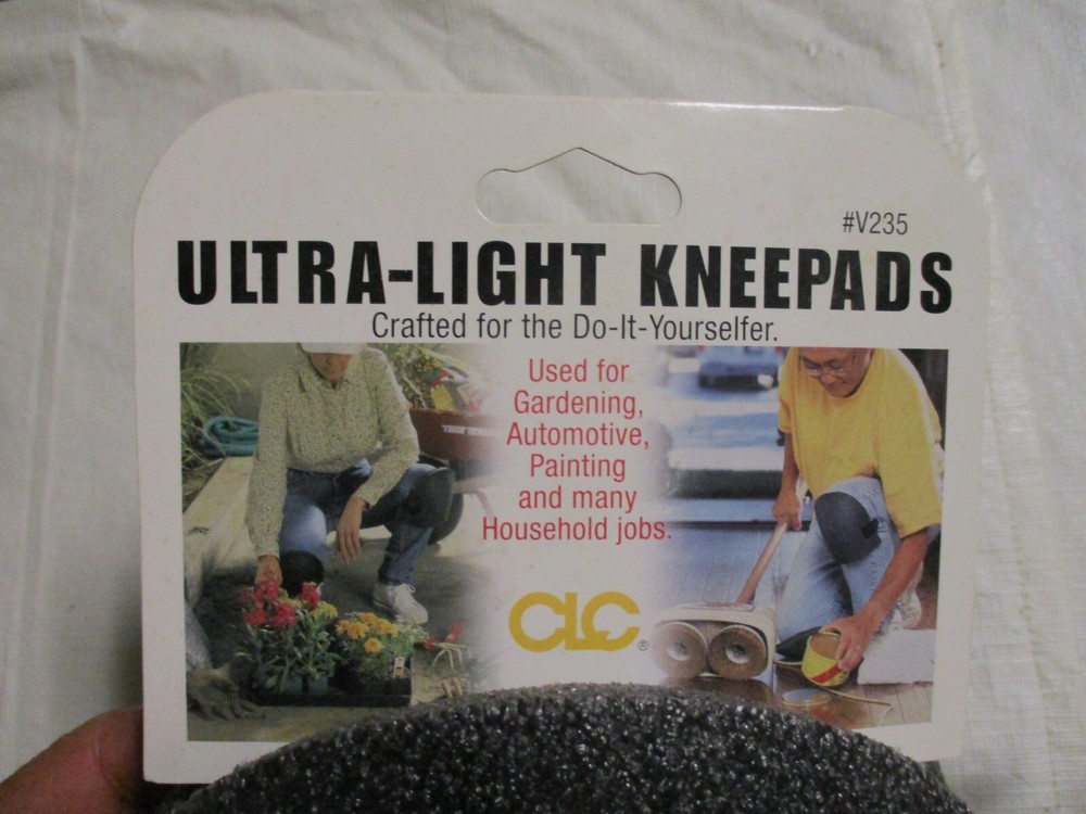 Ultra Light Kneepads - Adjustable Elastic Straps - OSFA