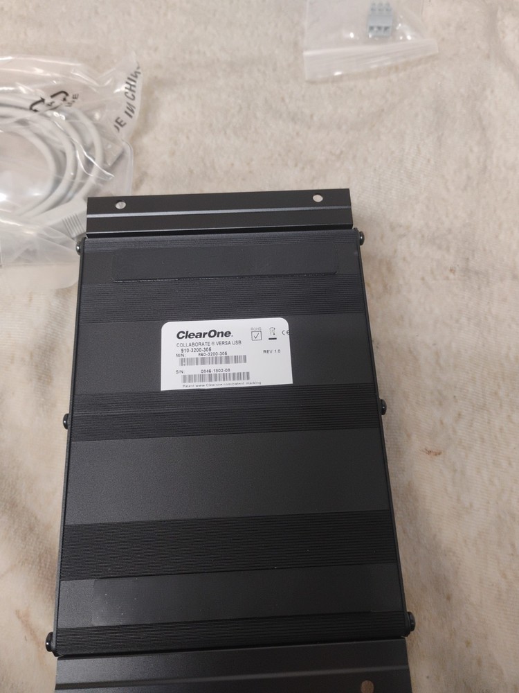 ClearOne 910-3200-305 Collaborate Versa USB