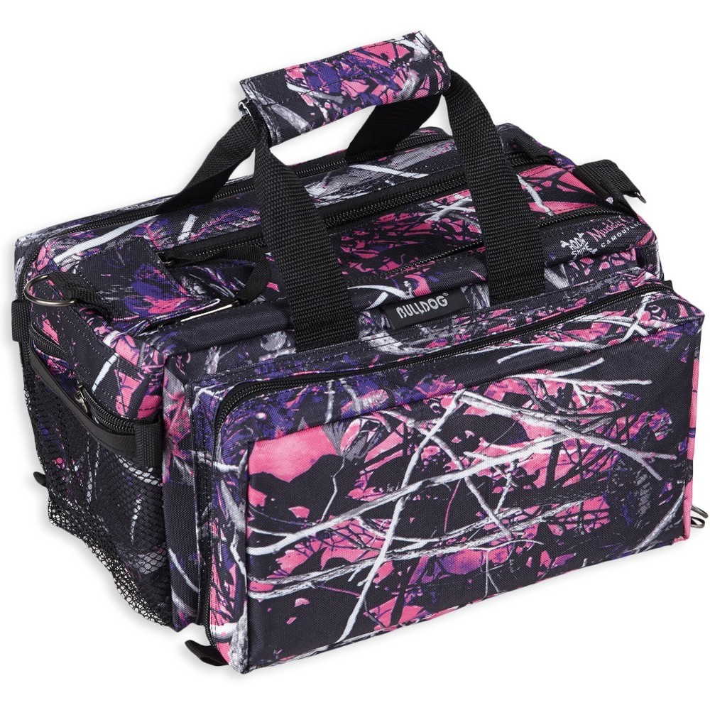 BULLDOG CASES Deluxe Range Bag, Nylon, Adjustable Shoulder Strap