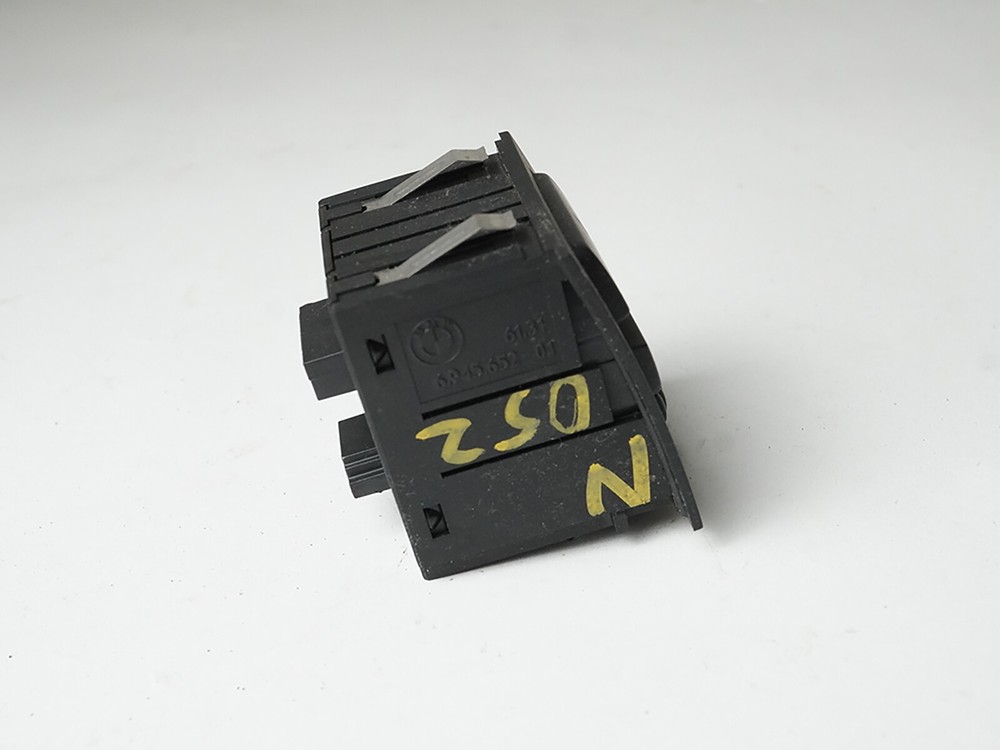 2007 - 2010 Bmw 3 Series E90 E91 E92 E93 Hazard Dtc Lock Central Switch 6945652