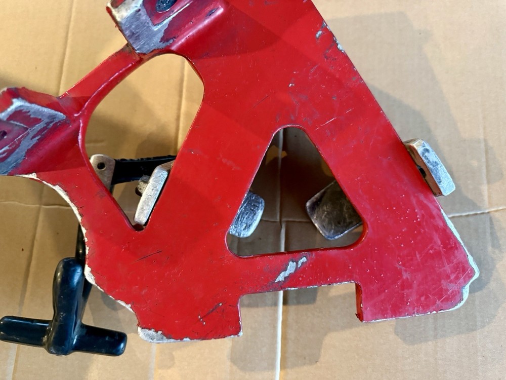 Zephyr Industries 113 RESCUE TOOL MOUNTING BRACKET COMBINATION CUTTER