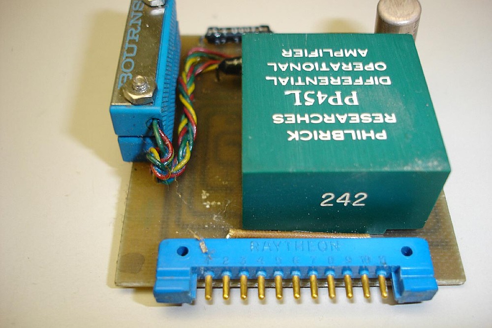 PhilBrick Researches PP45L Solid State Amplifier + Trimpot / Potentiometer