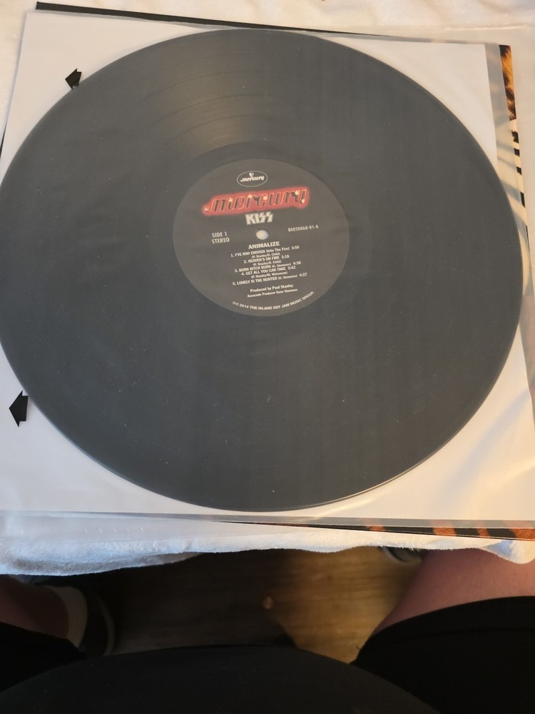 KISS PAUL STANLEY signed ANIMALIZE LP Purple Signature Autograph