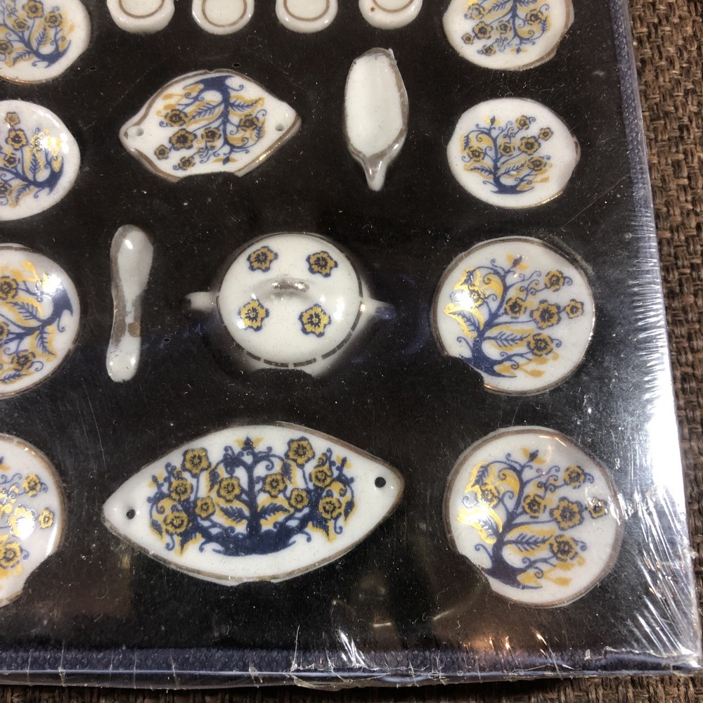 Victorian Dollhouse Dinner Service