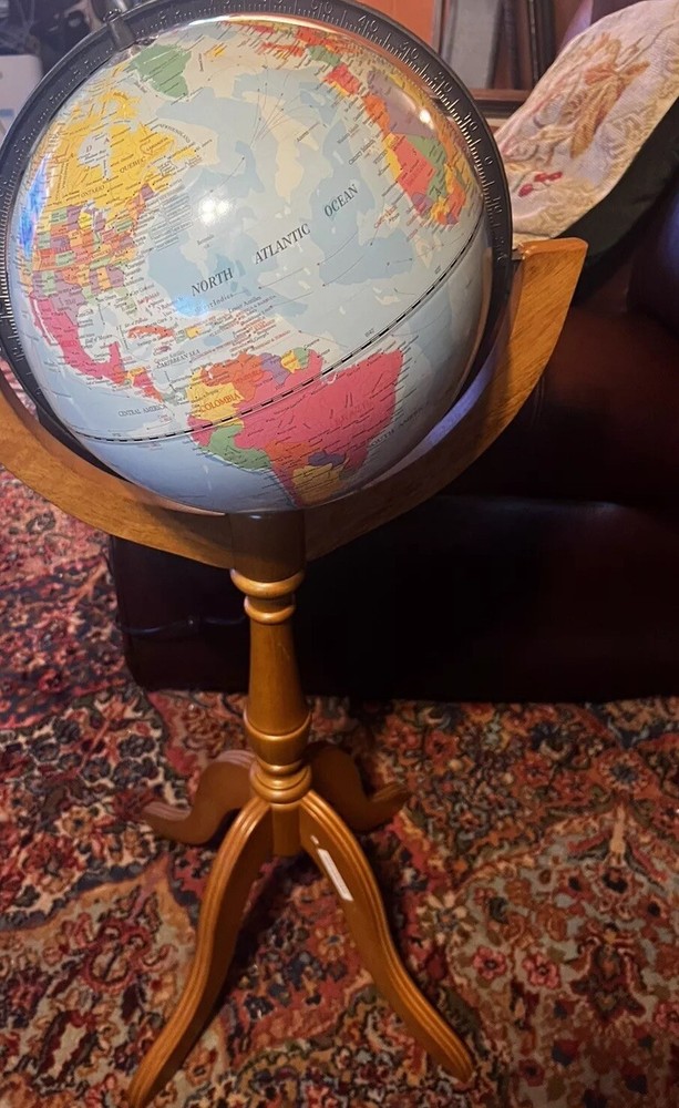 Globe World Aluminated, Solid Wood Stand Classic 39” Tall