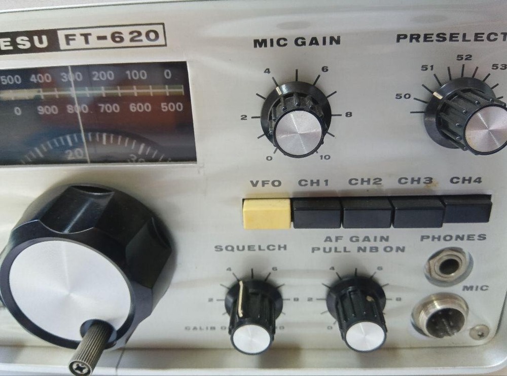 YAESU FT-620 6m band dedicated transceiver with box Ham radio Power-confirmed