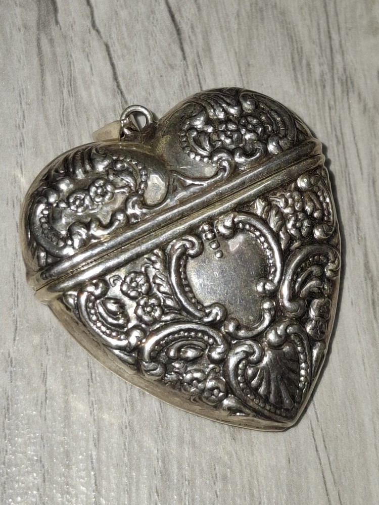 Vintage Sterling Silver vesta case
