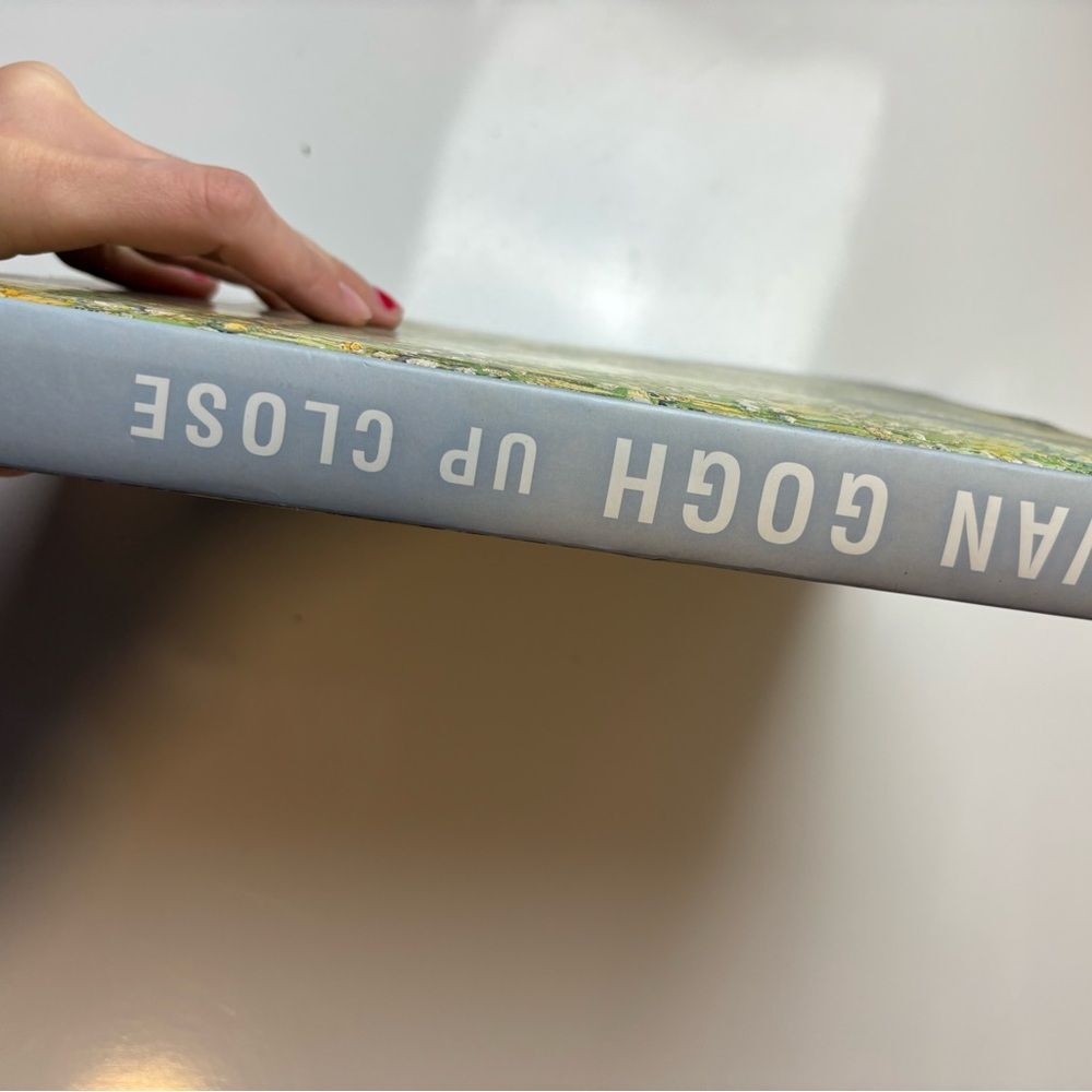 Van Gogh Up Close hardcover book