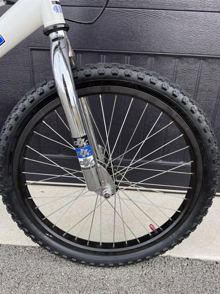 2000 DK Banshee Mid School BMX All Original White Blue Old Complete Bike Bicycle