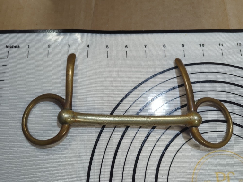 VINTAGE SOLID BRASS MULLEN HORSE BIT A6