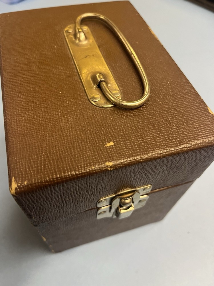 Vintage Hanson scale with case Model 1475