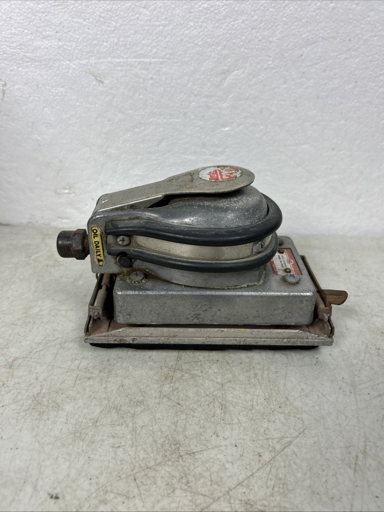 Mac Tools Palm Sander Model AS105 Used