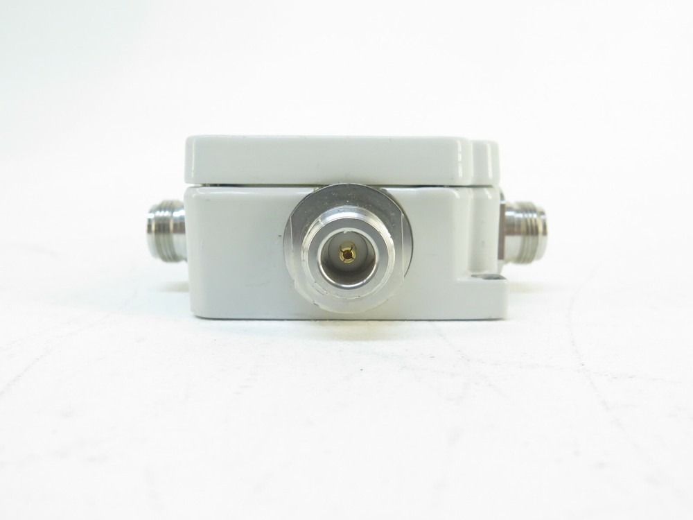 HP 58535A GPS L1 1:2 Distribution Amplifier Splitter