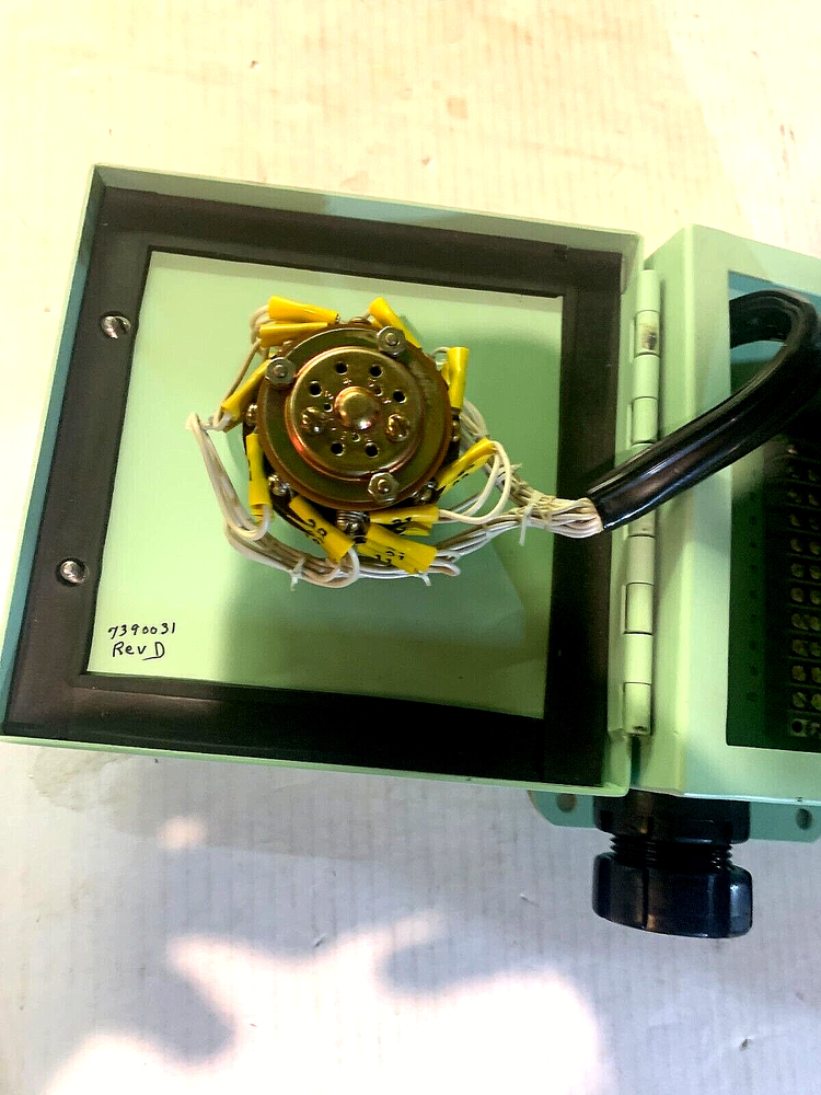 Electroswitch Series 31 31203A Rotary Switch Mounted on a Prewired Enclosure