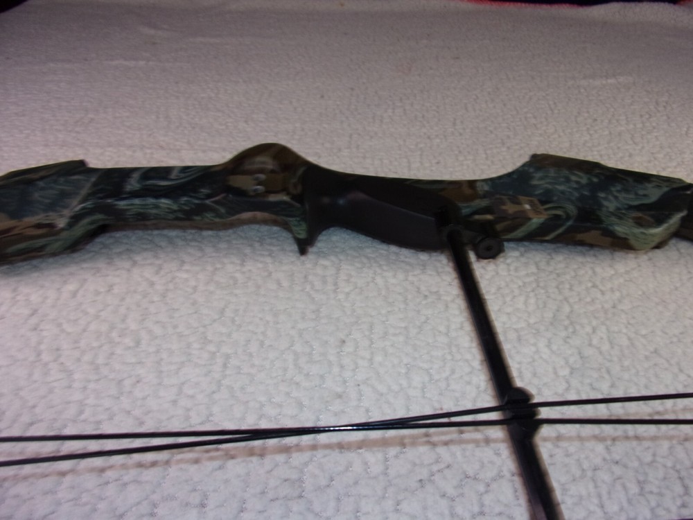 Golden Eagle Hawk System Compound Bow