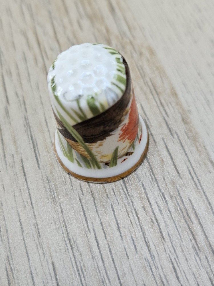 Robin bird bone china thimble