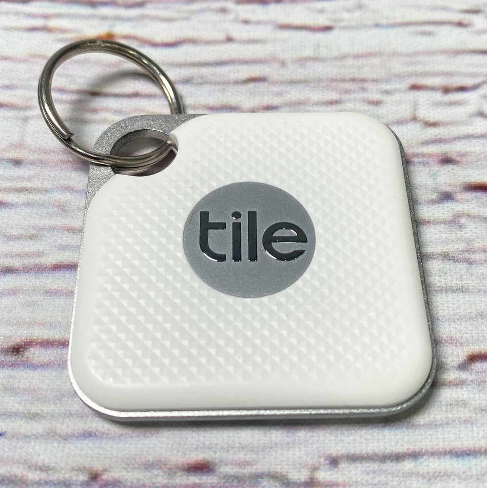 Tile Mate T6001W Bluetooth Tracker Finder White Silver & Key Ring WORKS (Single)