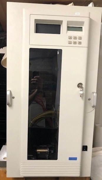 QUALSTAR TLS-8211 Tape Library