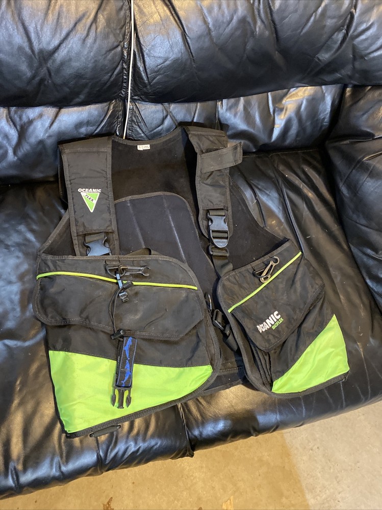 Oceanic Bioflex Flex Large Dive Vest With weight integrated pockets