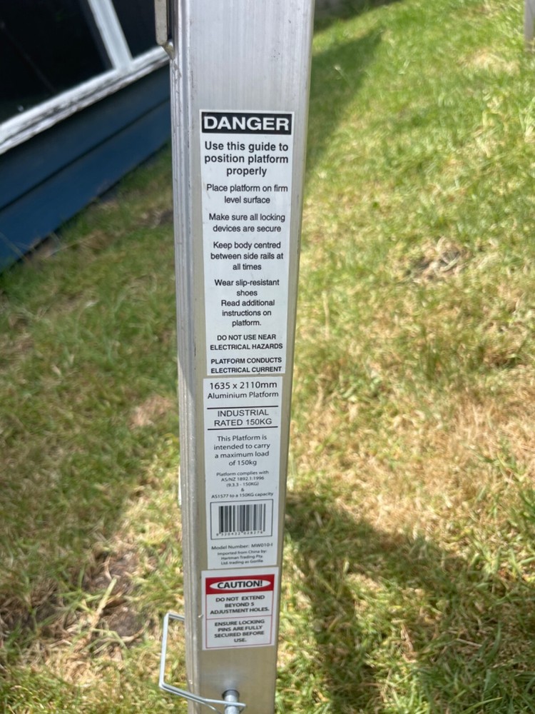 Workman Gorilla Trestle Table EXTENDABLE x 2