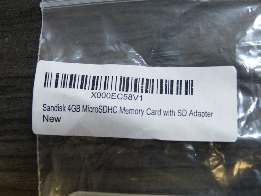 Sandisk 4GB MicroSDHC Memory Card w SD Adapter (BN102)