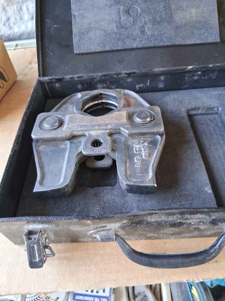 NIBCO 2"" PRESS JAWS And Case Only