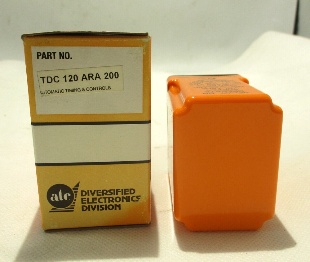 NEW DIVERSIFIELD TDC-120-ARA-200 TIME DELAY RELAY