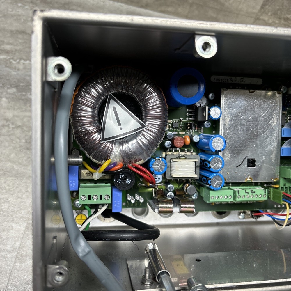 GWT PR 1713 Programmable Weighing And Batching Controller